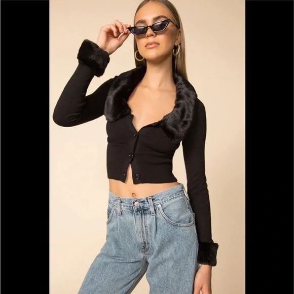 Superdown Revolve Black Elaney Fur Trim Sweater Cardigan - Picture 3 of 10